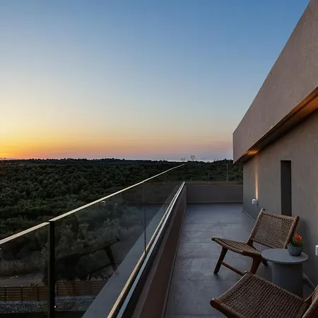 Treetop ιι, Outstanding Spiritual Retreat, By Thinkvilla Villa