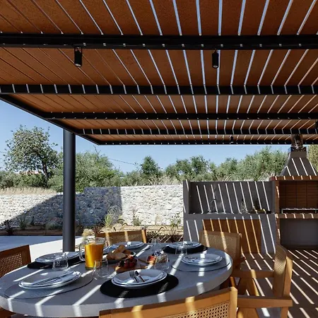 Treetop ιι, Outstanding Spiritual Retreat, By Thinkvilla