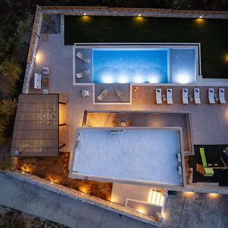 Treetop ιι, Outstanding Spiritual Retreat, By Thinkvilla Loutra (Crete)